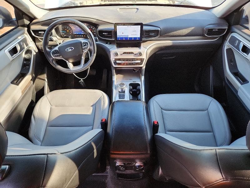 2021 FORD EXPLORER XLT 8