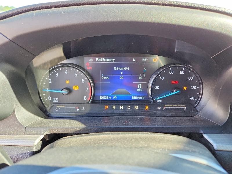 2021 FORD EXPLORER XLT 9