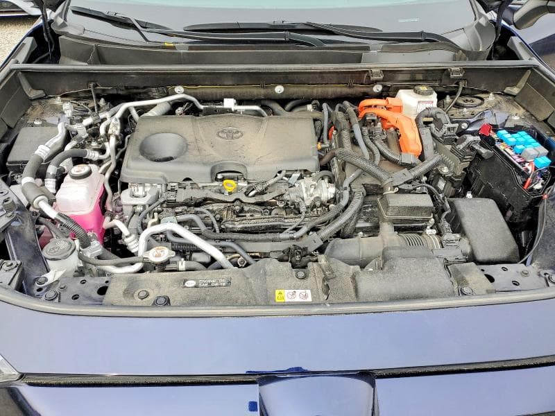 2024 TOYOTA RAV4 PRIME XSE 11