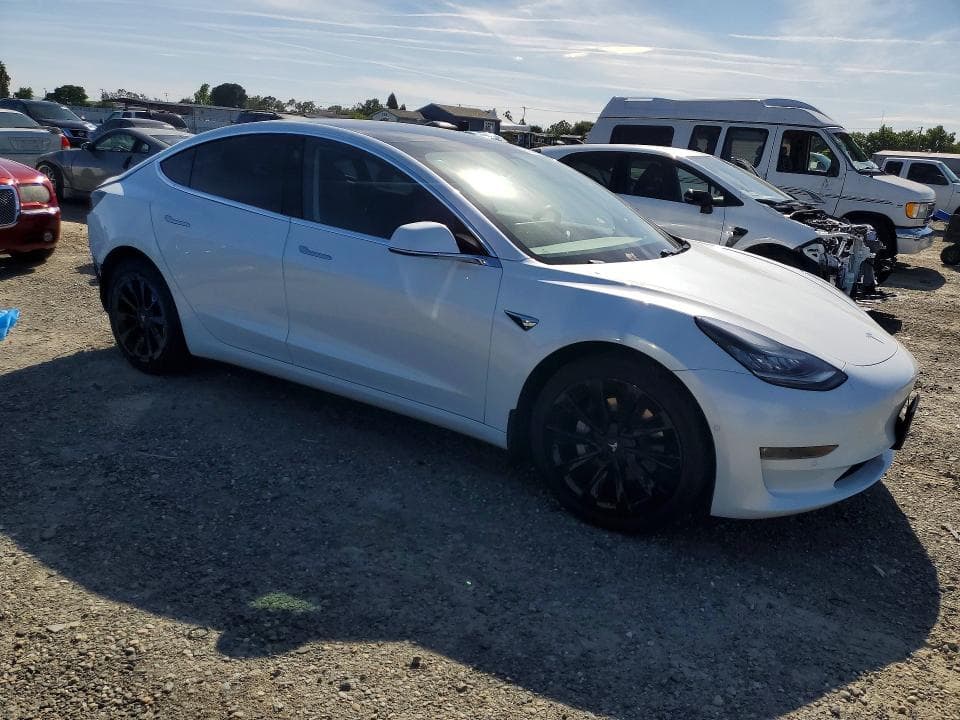 2019 TESLA MODEL 3 4