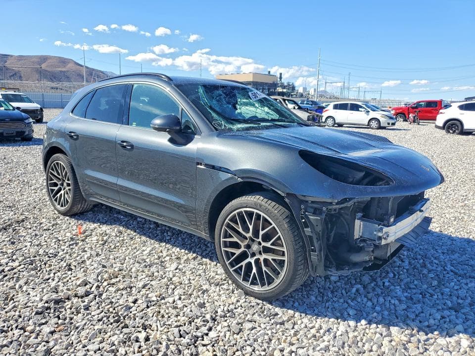 2019 PORSCHE MACAN 5