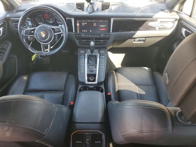2019 PORSCHE MACAN 9