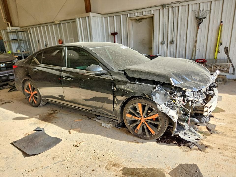 2022 NISSAN ALTIMA SR 4