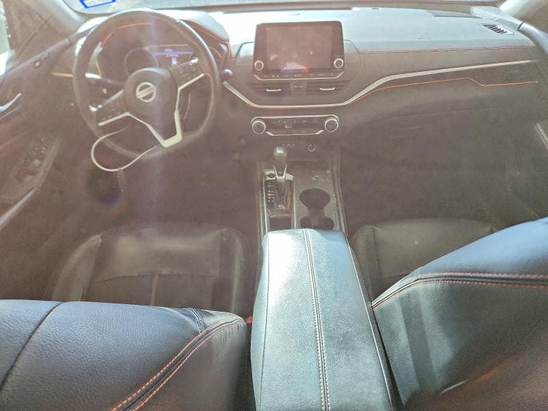 2022 NISSAN ALTIMA SR 8