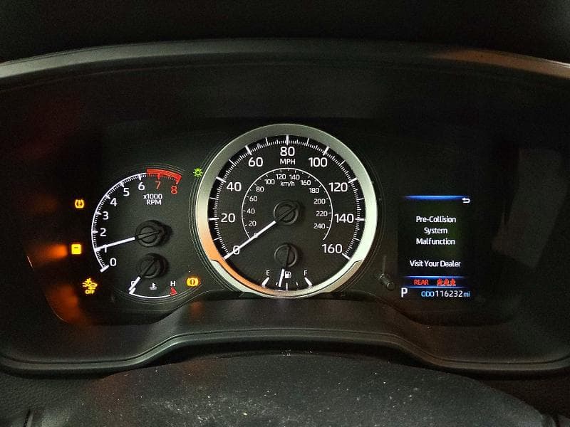 2021 TOYOTA COROLLA LE LE 9