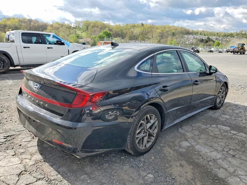 2020 HYUNDAI SONATA SEL 3