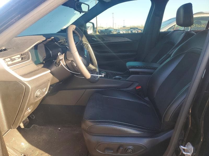 2024 JEEP GRAND CHEROKEE LAREDO 7