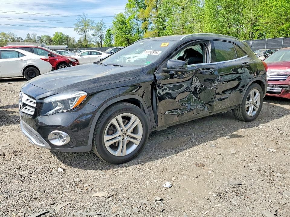 2018 MERCEDES-BENZ GLA 250 - 1