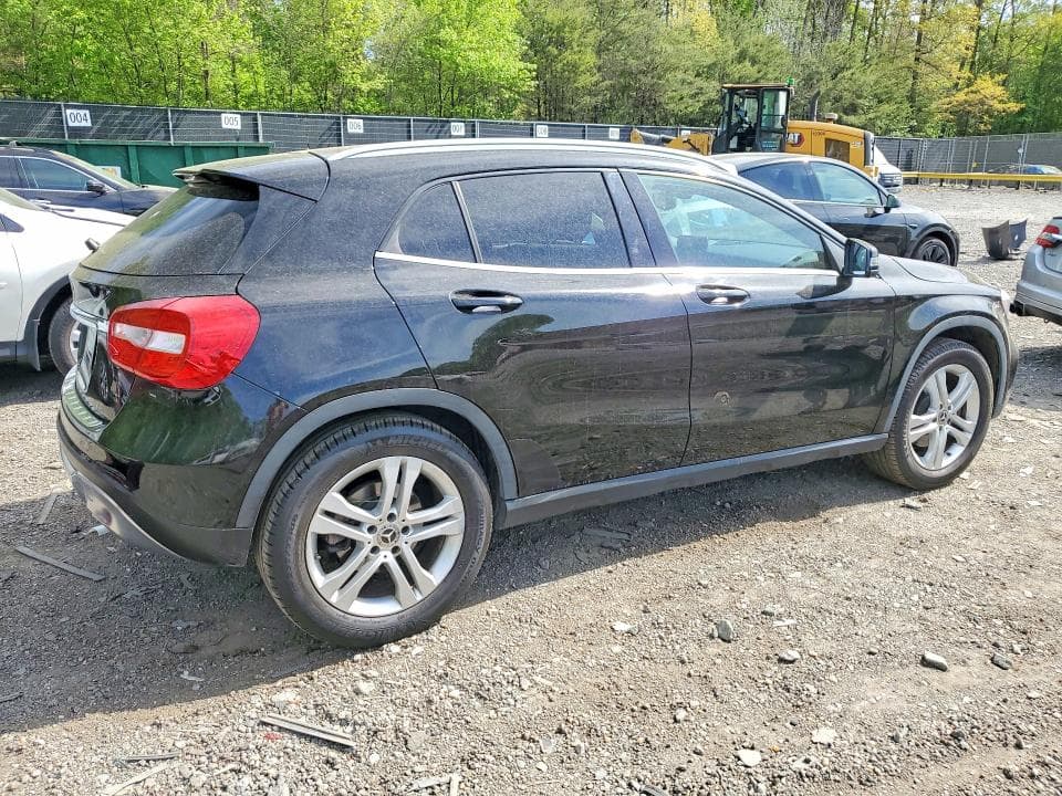 2018 MERCEDES-BENZ GLA 250 3