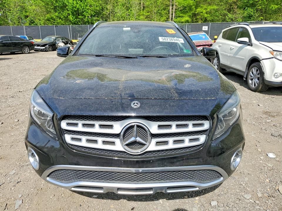 2018 MERCEDES-BENZ GLA 250 5