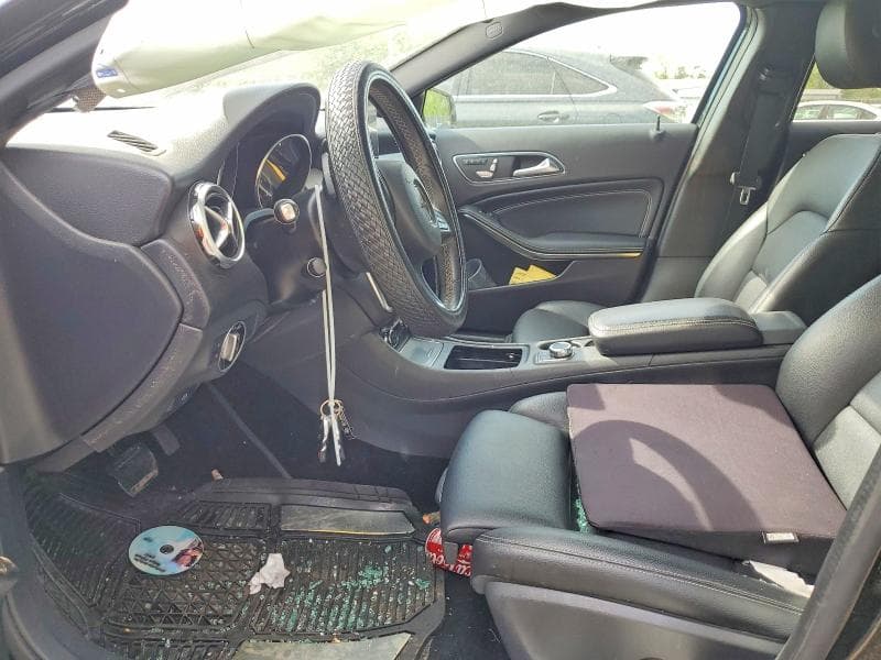 2018 MERCEDES-BENZ GLA 250 7
