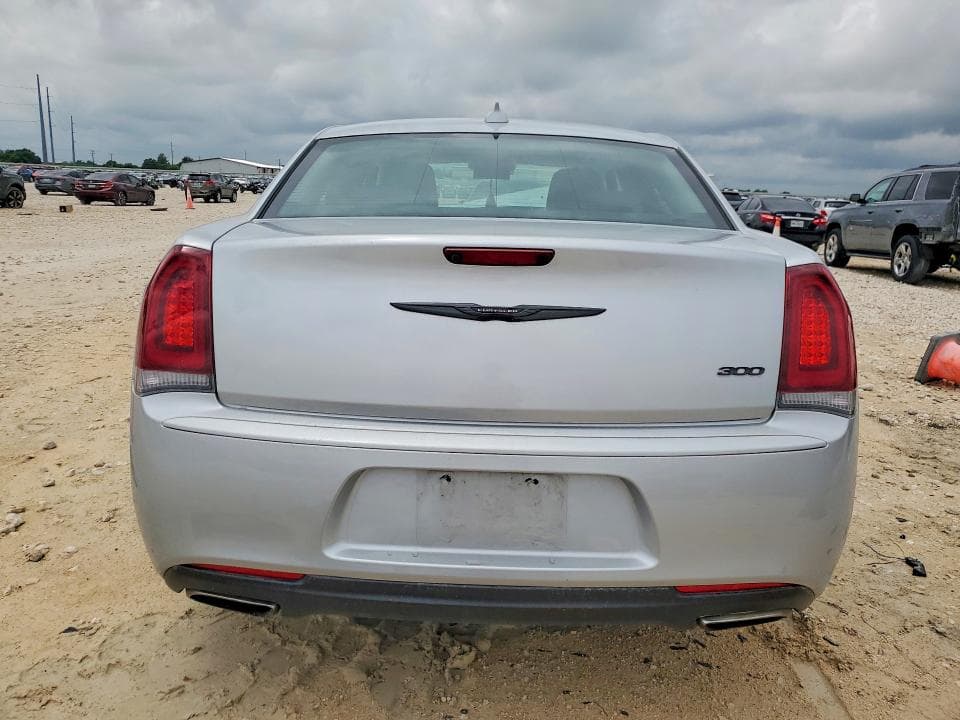 2020 CHRYSLER 300 TOURING 6