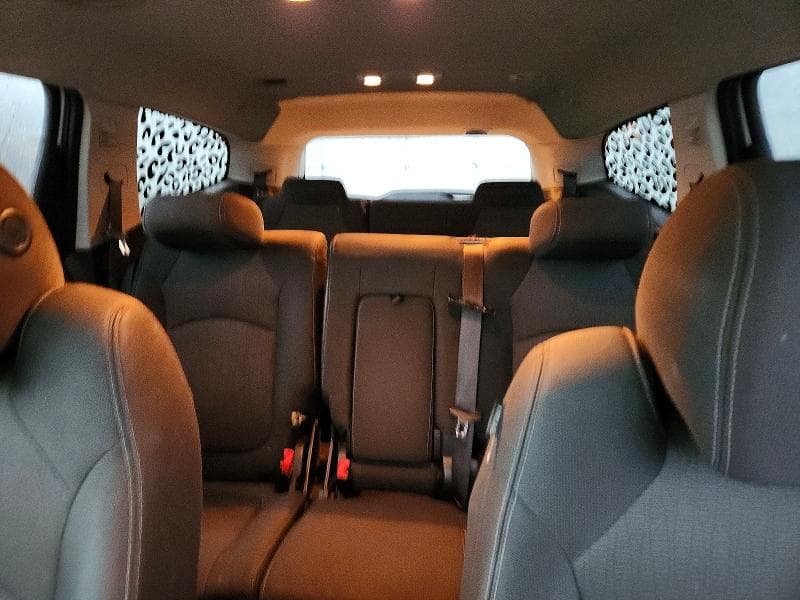 2017 CHEVROLET TRAVERSE LT LT 10