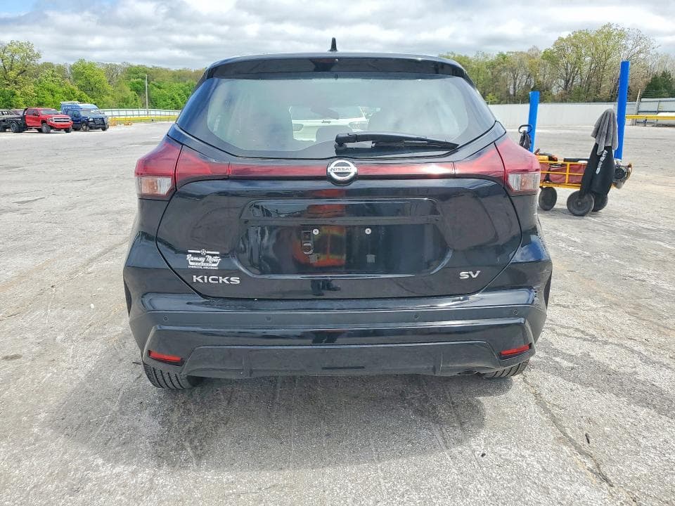 2021 NISSAN KICKS SV 6