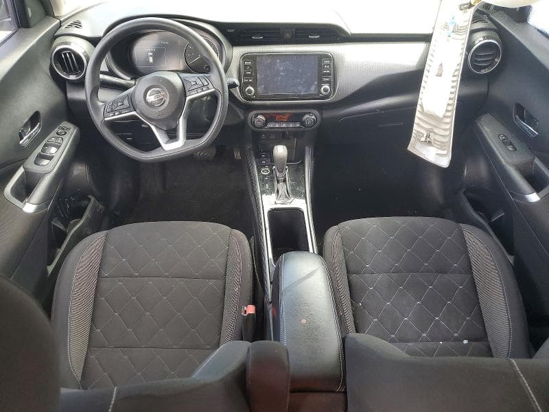 2021 NISSAN KICKS SV 8