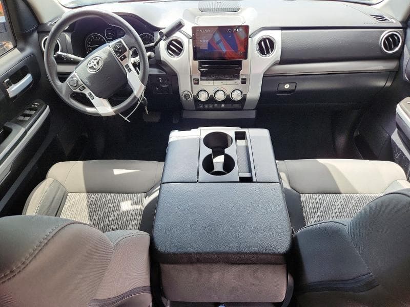 2020 TOYOTA TUNDRA SR5 SR5 8