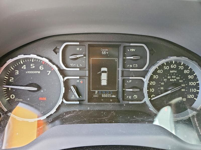 2020 TOYOTA TUNDRA SR5 SR5 9