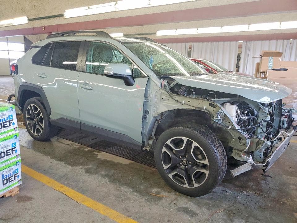 2021 TOYOTA RAV4 4