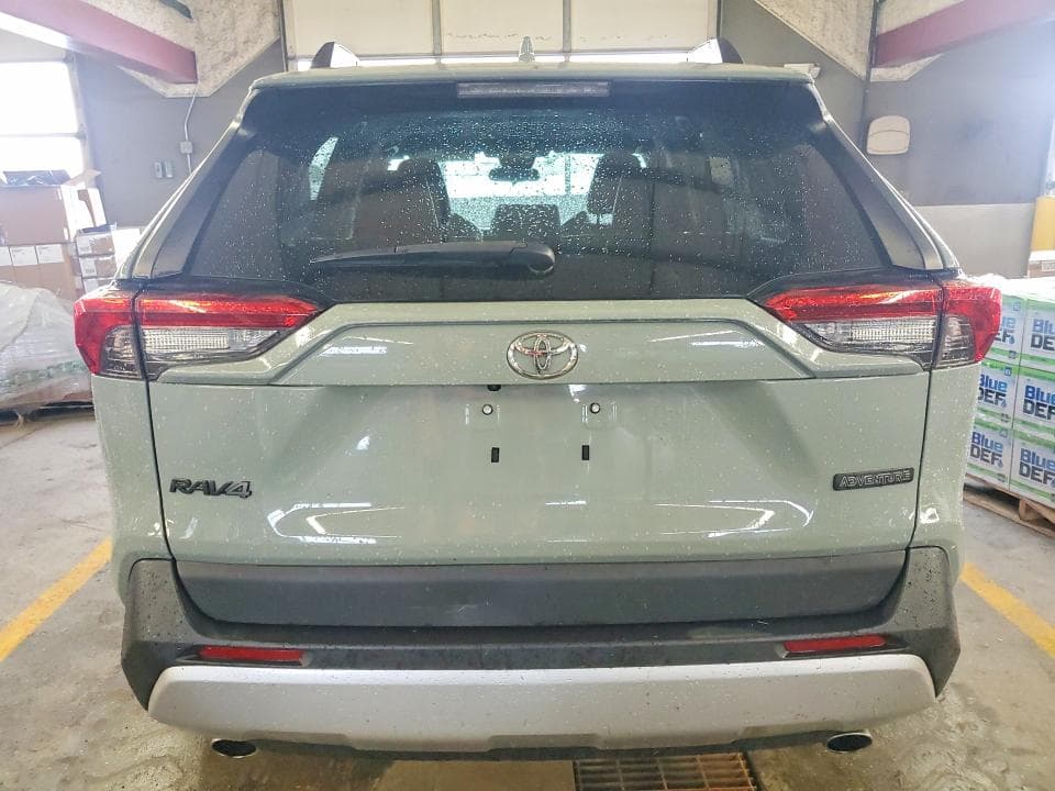 2021 TOYOTA RAV4 6