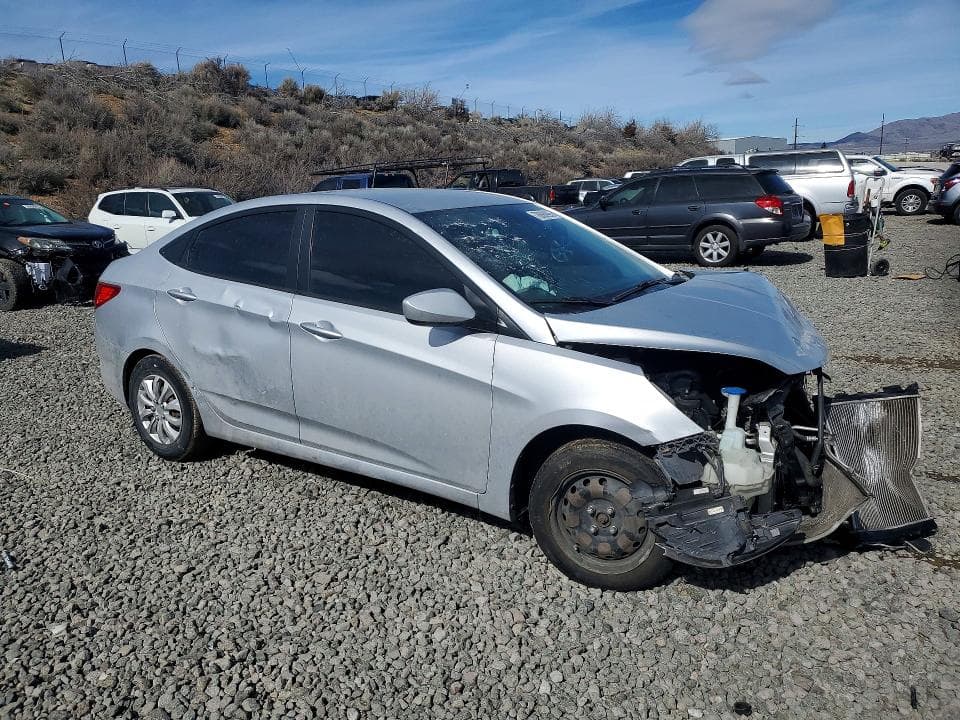 2016 HYUNDAI ACCENT SE 4