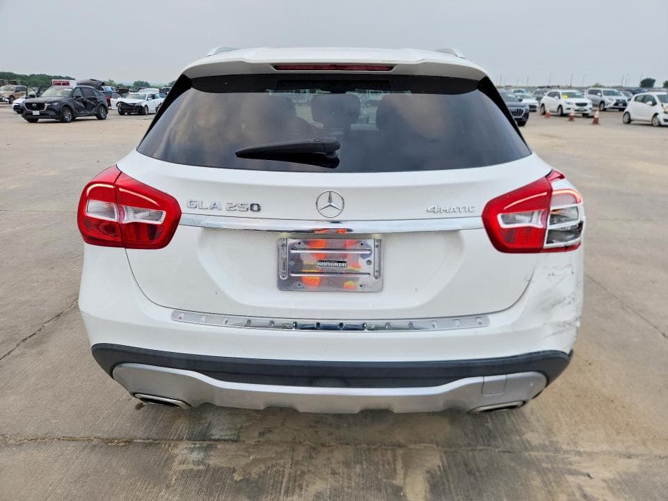 2020 MERCEDES-BENZ GLA 250 4MATIC 6