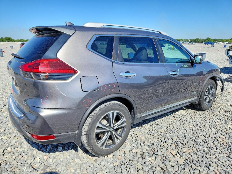 2017 NISSAN ROGUE SL 3
