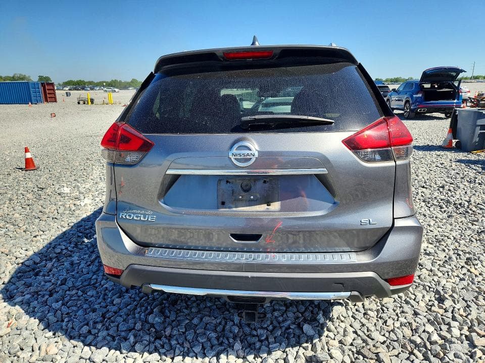 2017 NISSAN ROGUE SL 6