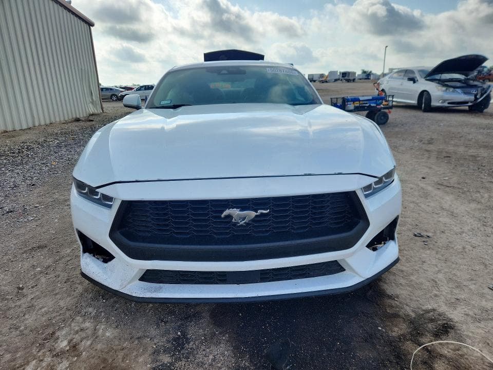 2024 FORD MUSTANG 5