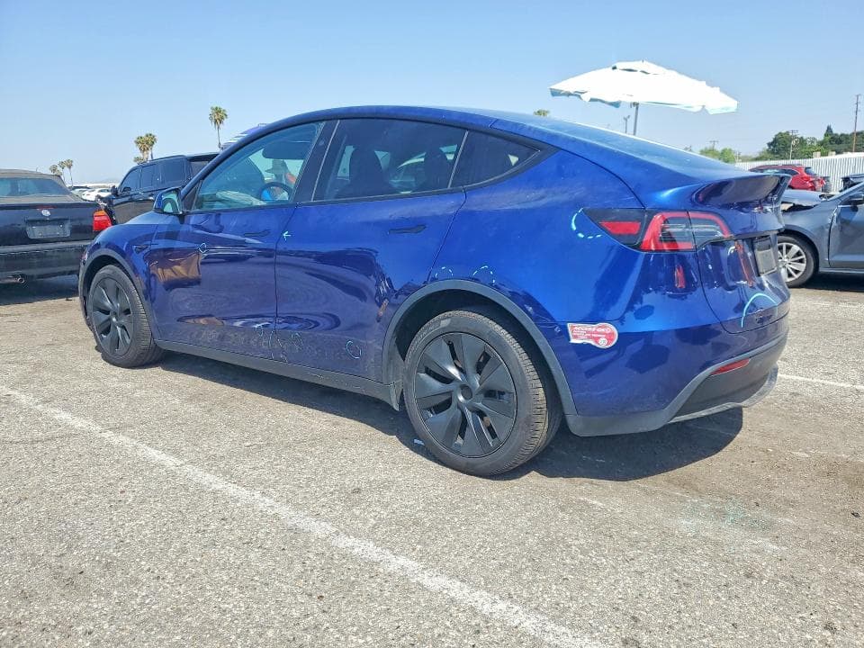 2024 TESLA MODEL Y 2