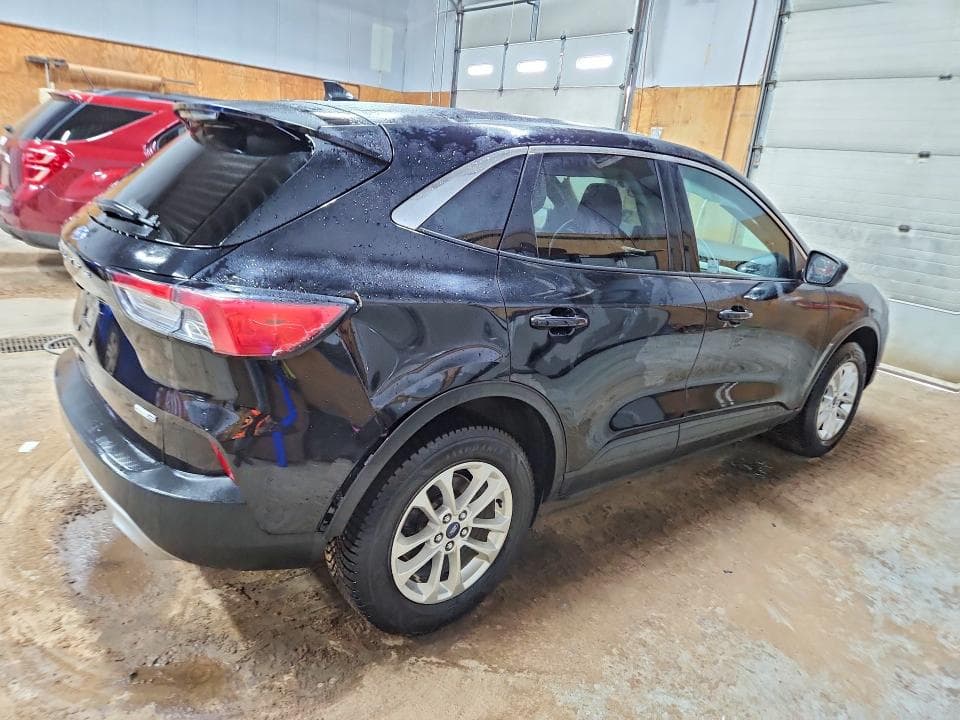 2020 FORD ESCAPE SE SE 3