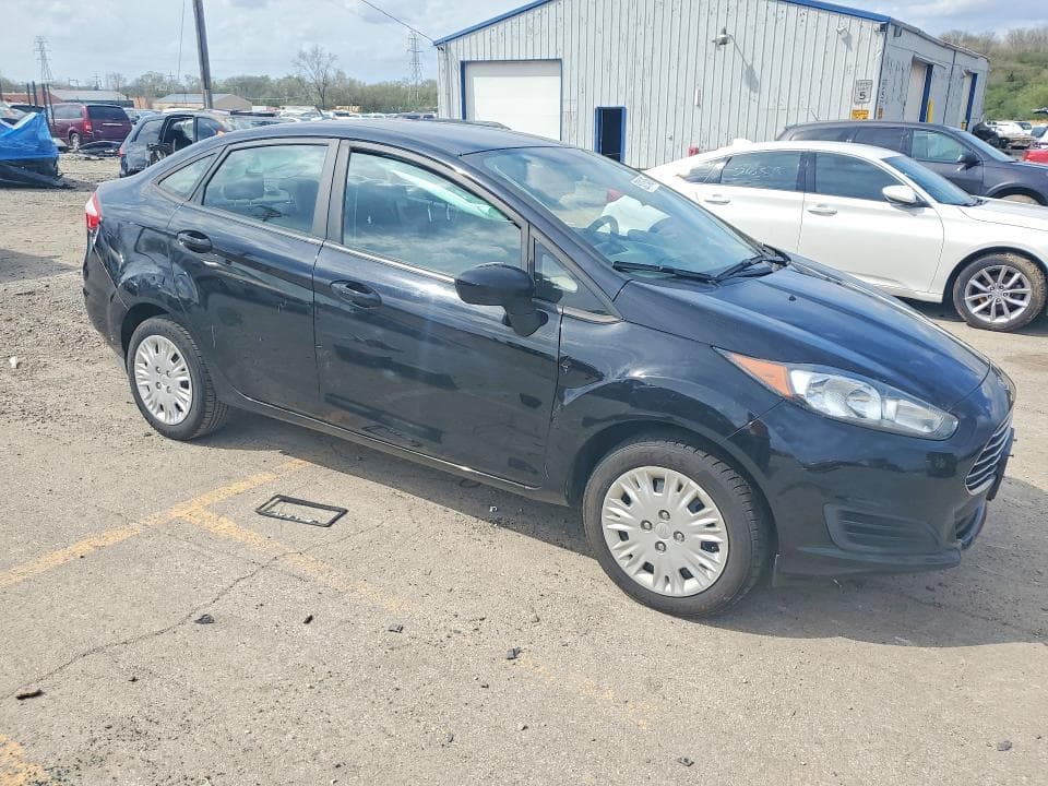 2017 FORD FIESTA S 4