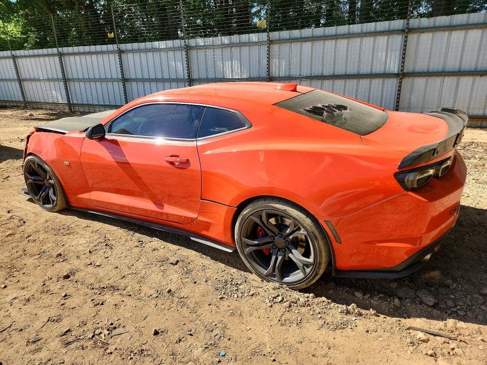 2019 CHEVROLET CAMARO 2
