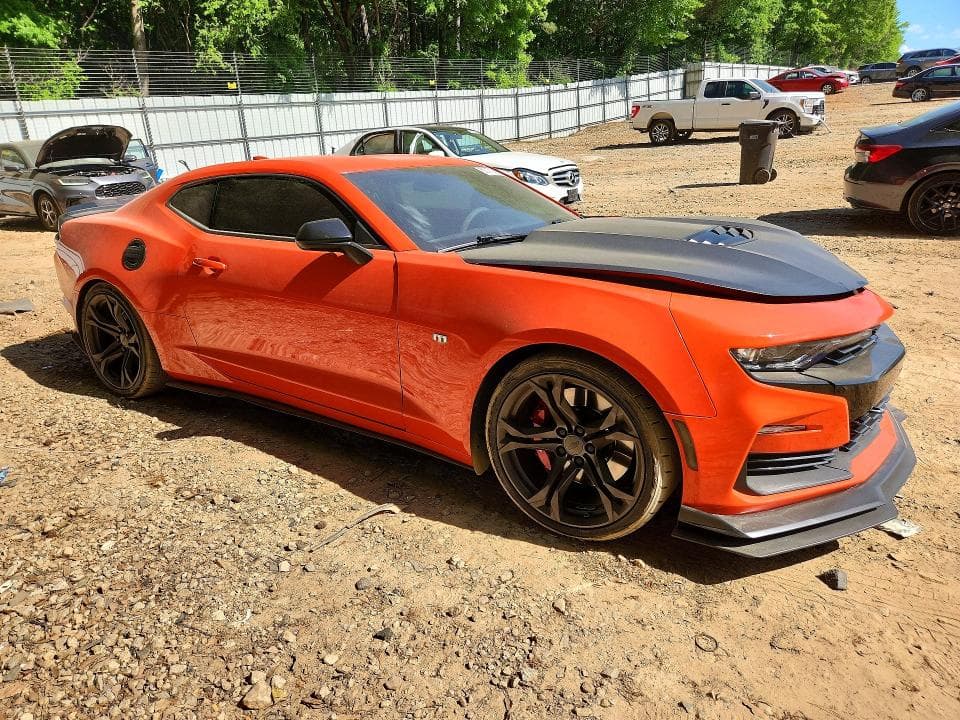 2019 CHEVROLET CAMARO 4