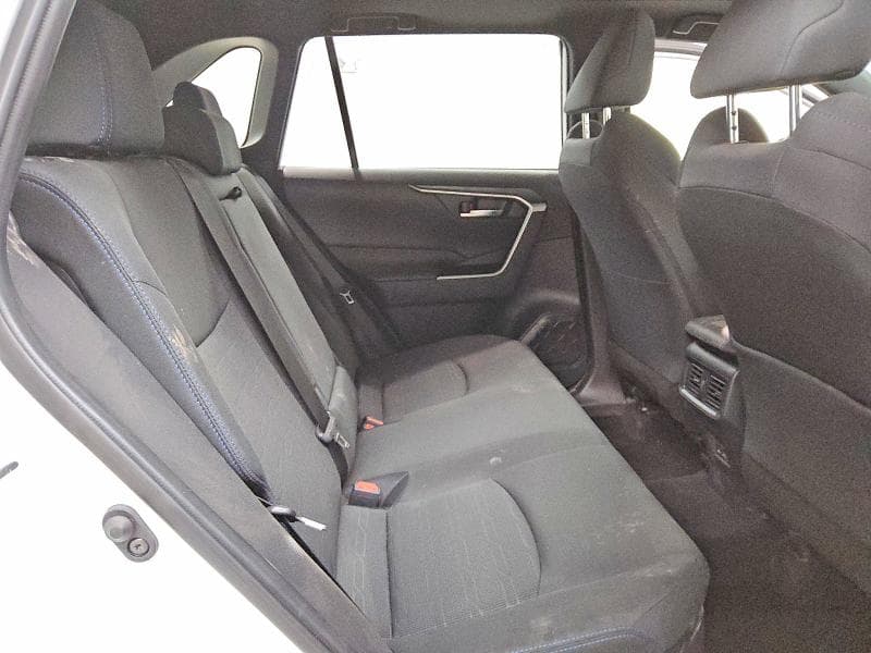 2025 TOYOTA RAV4 HYBRID SE 11