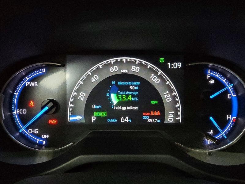 2025 TOYOTA RAV4 HYBRID SE 9