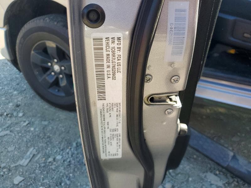 2022 RAM 1500 CLASSIC SLT SLT 12