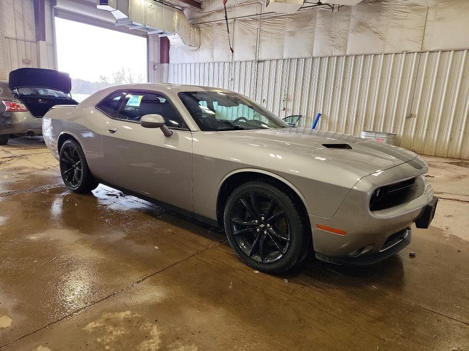 2017 DODGE CHALLENGER SXT 4