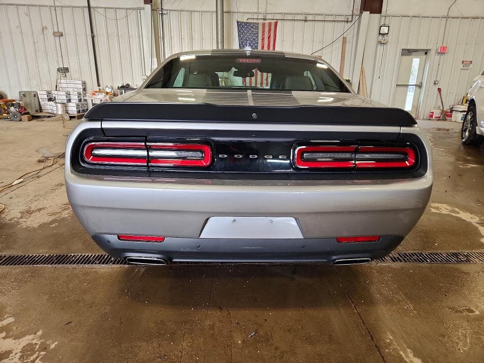 2017 DODGE CHALLENGER SXT 6