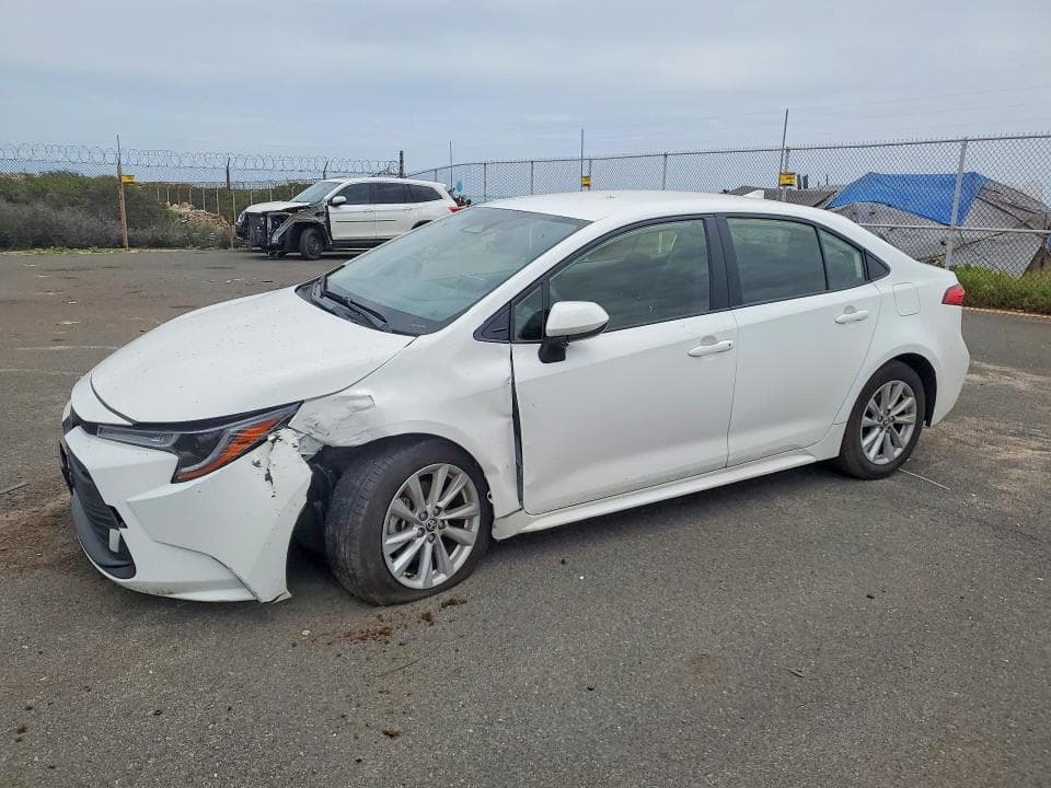 2024 TOYOTA COROLLA LE LE - 1