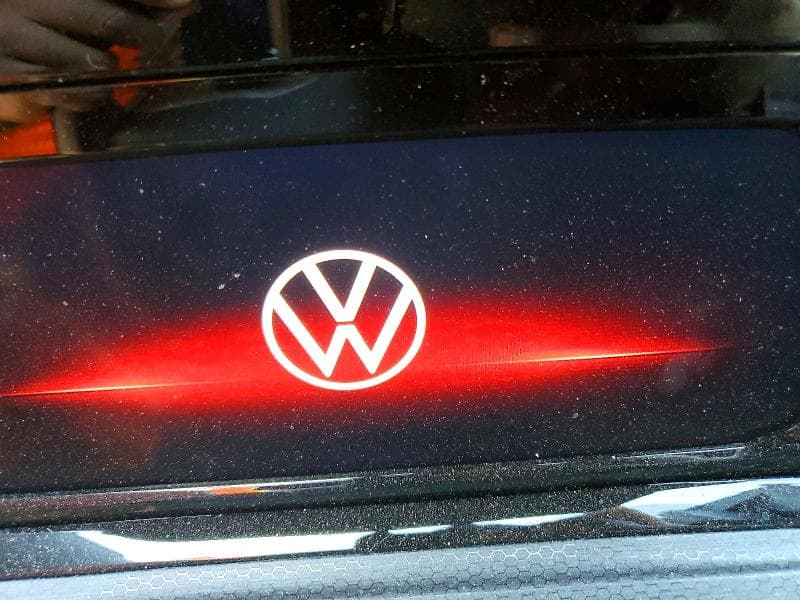 2023 VOLKSWAGEN GTI SE 9
