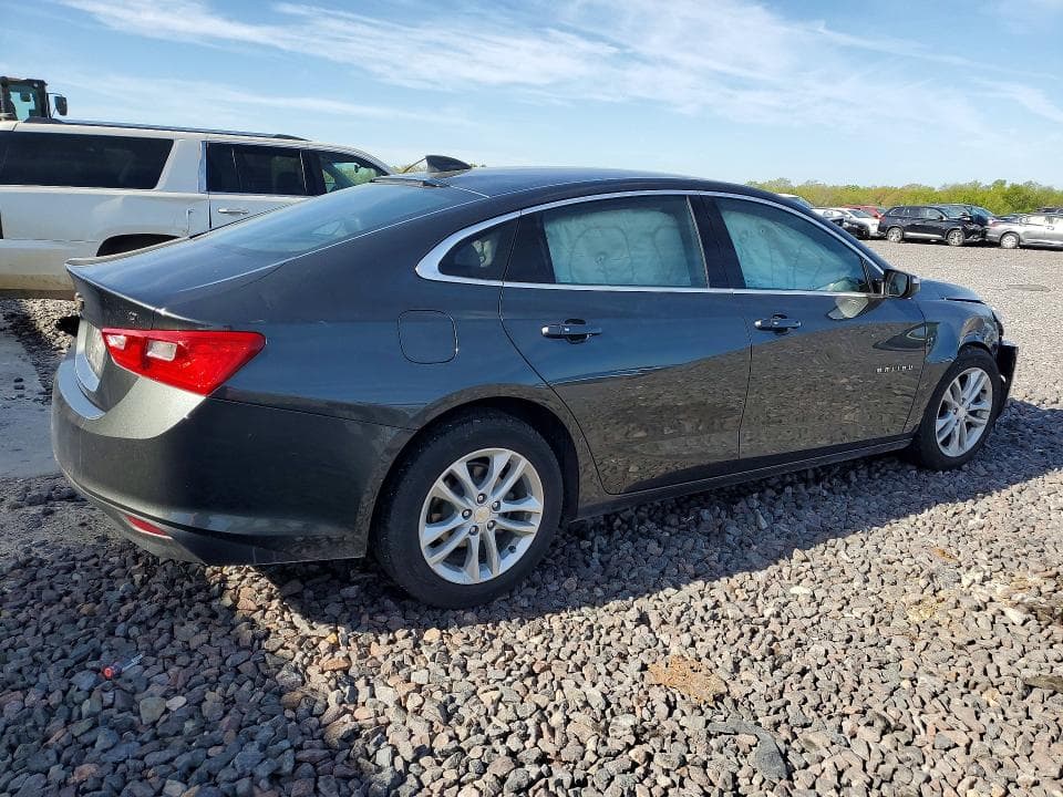 2017 CHEVROLET MALIBU LT 3