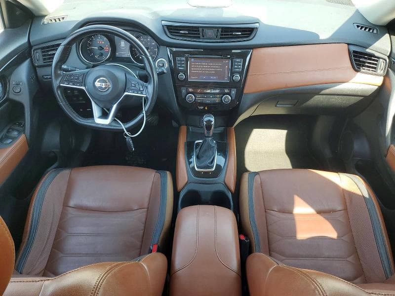 2017 NISSAN ROGUE SL 8