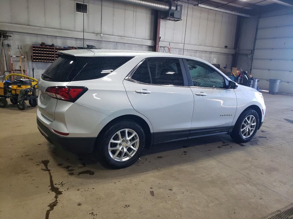 2022 CHEVROLET EQUINOX LT 3