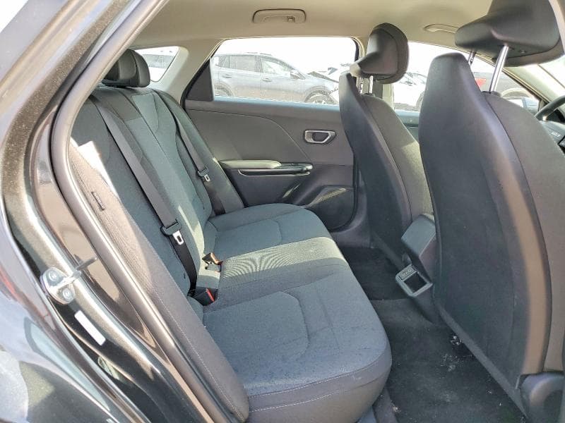 2025 KIA K4 LXS LXS 10
