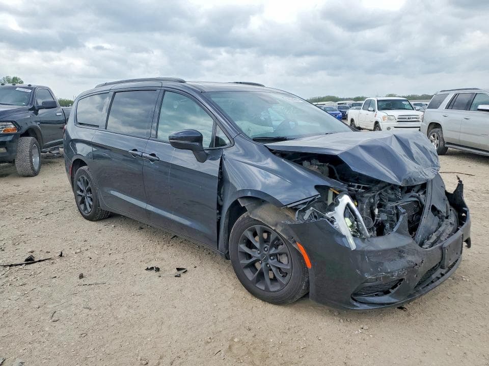 2021 CHRYSLER PACIFICA LIMITED LIMITED 4