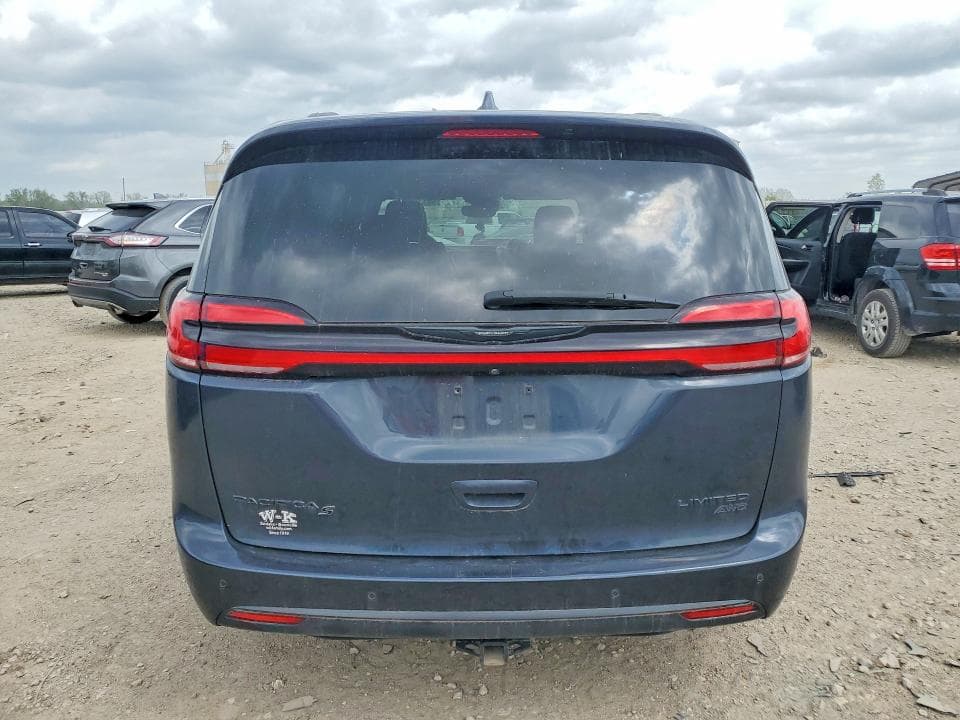 2021 CHRYSLER PACIFICA LIMITED LIMITED 6