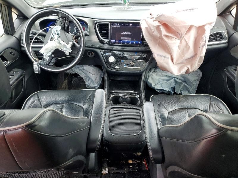 2021 CHRYSLER PACIFICA LIMITED LIMITED 8
