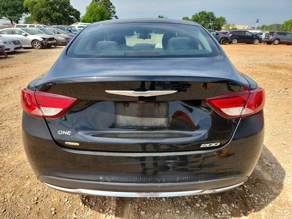 2016 CHRYSLER 200 LIMITED 6