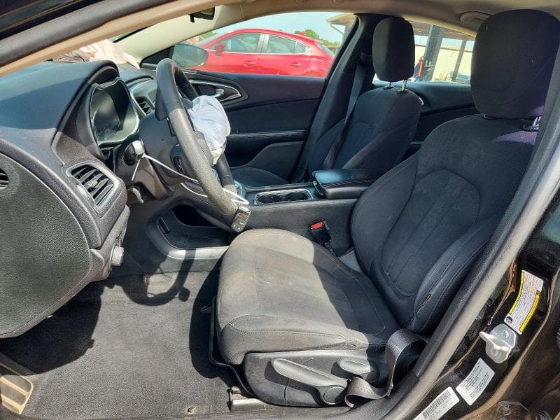 2016 CHRYSLER 200 LIMITED 7