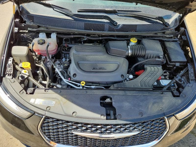 2025 CHRYSLER PACIFICA SELECT 12